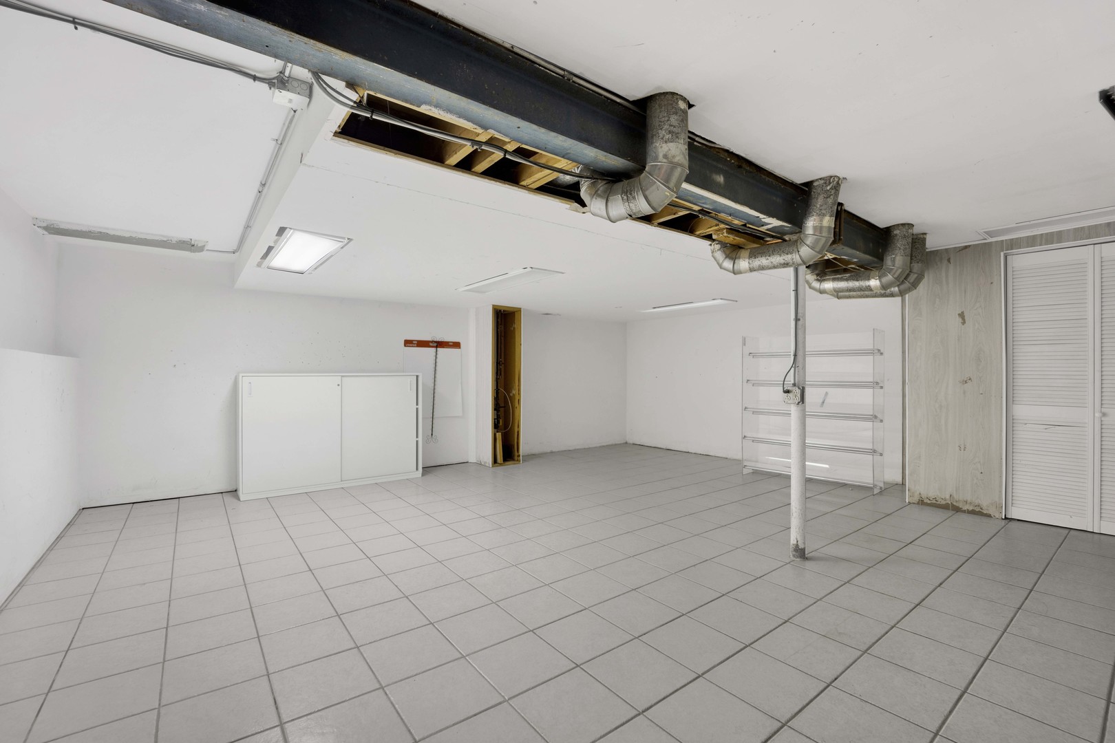 5N464 Neva Terrace, Itasca, IL 60143