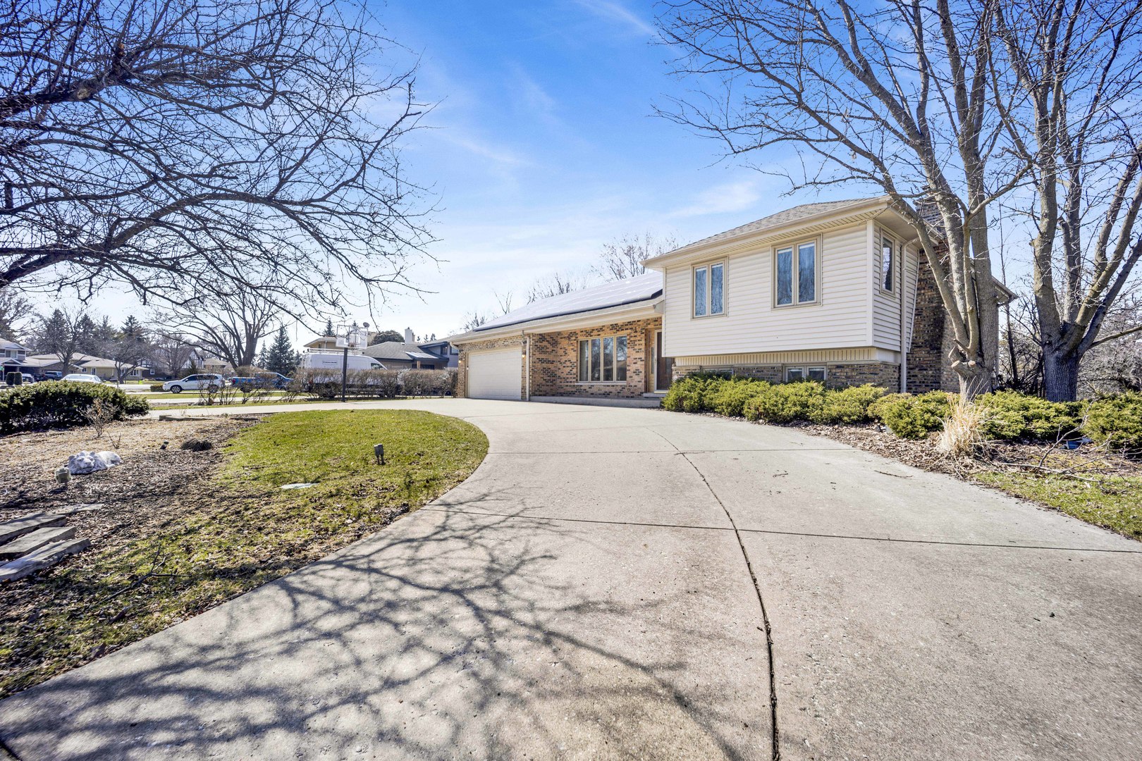 5N464 Neva Terrace, Itasca, IL 60143