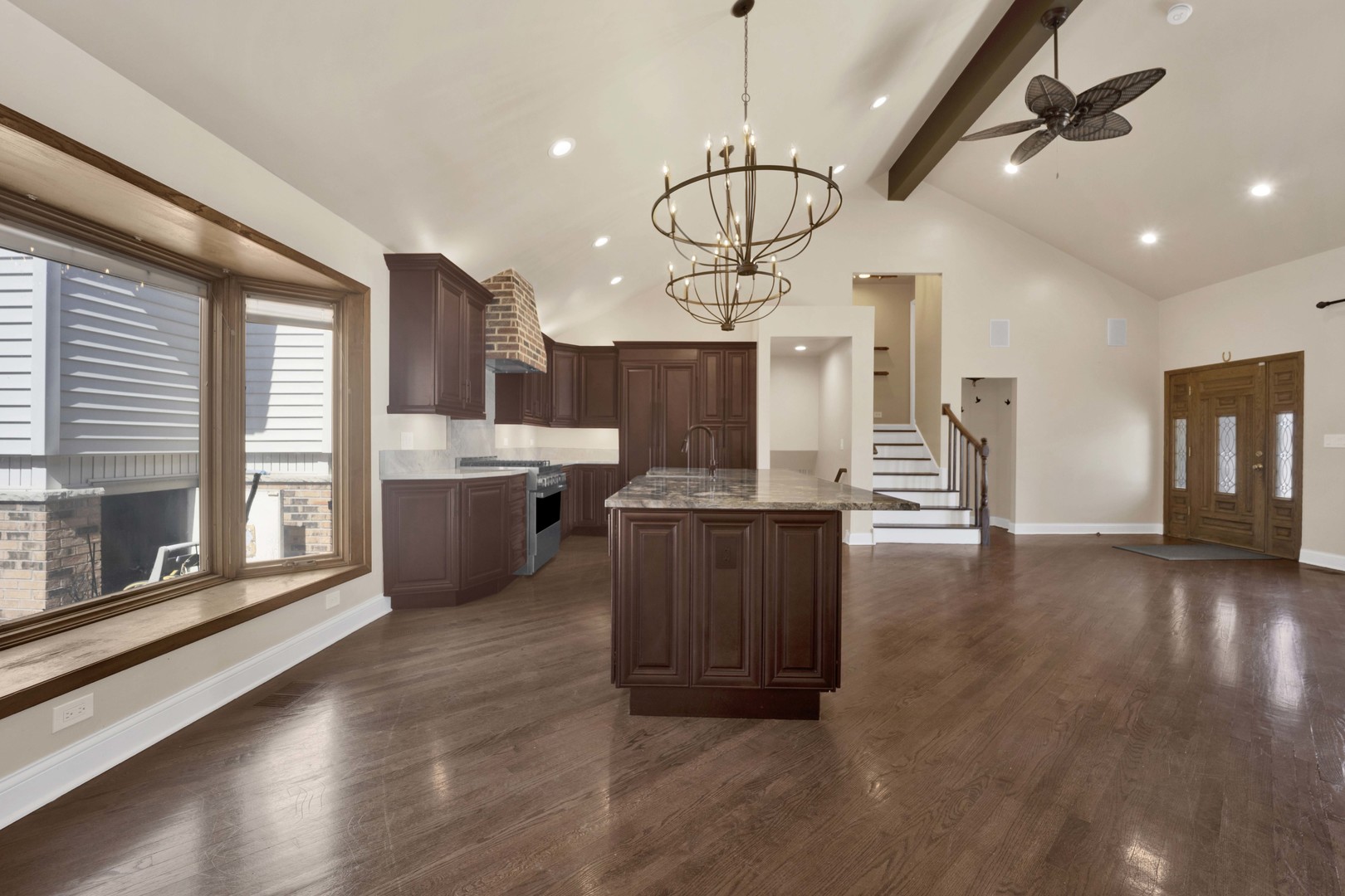 5N464 Neva Terrace, Itasca, IL 60143