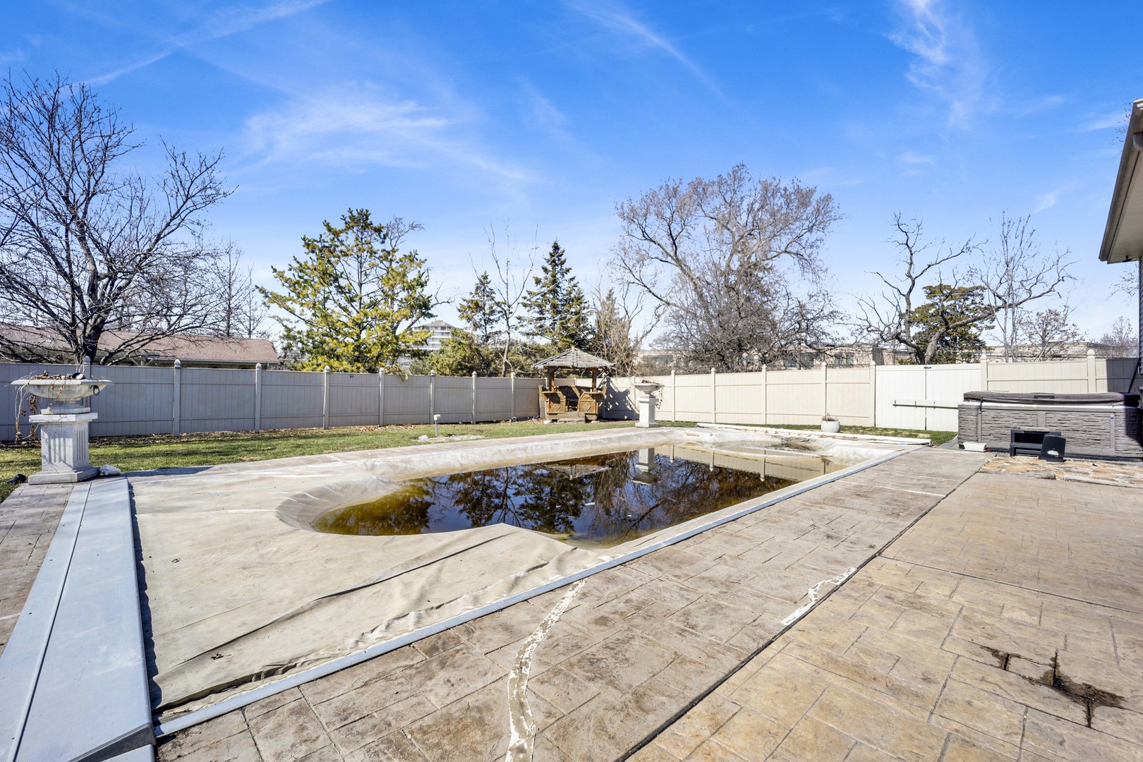 5N464 Neva Terrace, Itasca, IL 60143