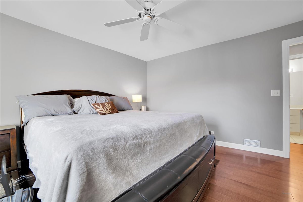 1105 N Mill Street #315, Naperville, IL 60563