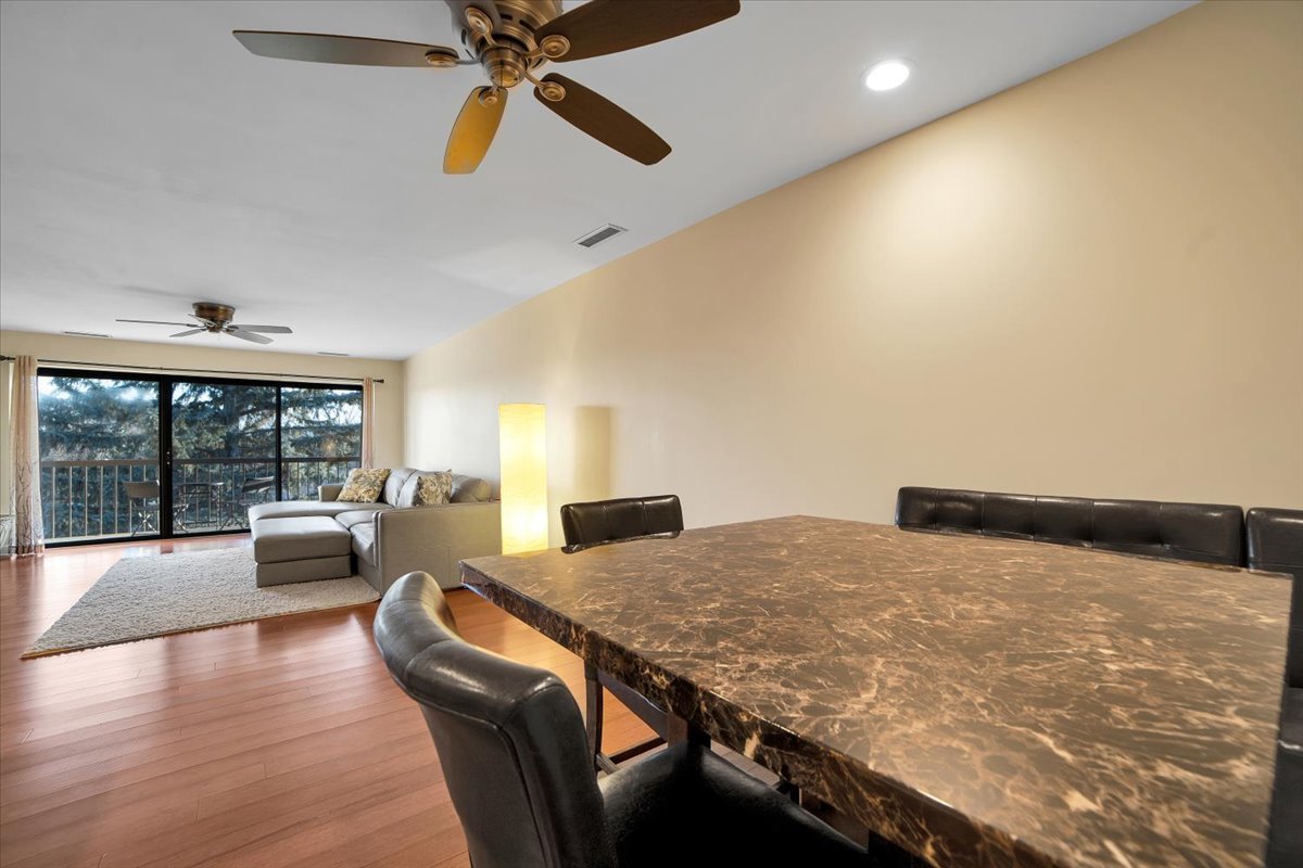 1105 N Mill Street #315, Naperville, IL 60563