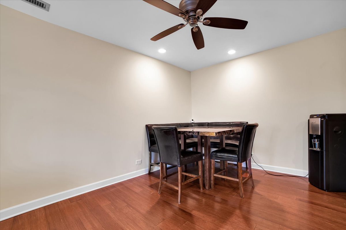 1105 N Mill Street #315, Naperville, IL 60563