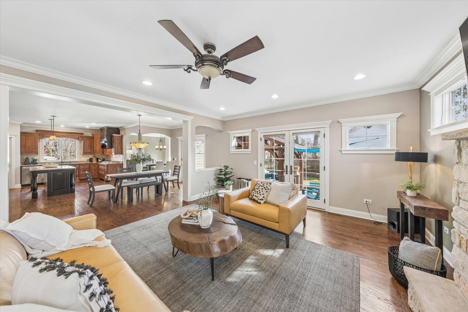 369 W Grove Street, Lombard, IL 60148