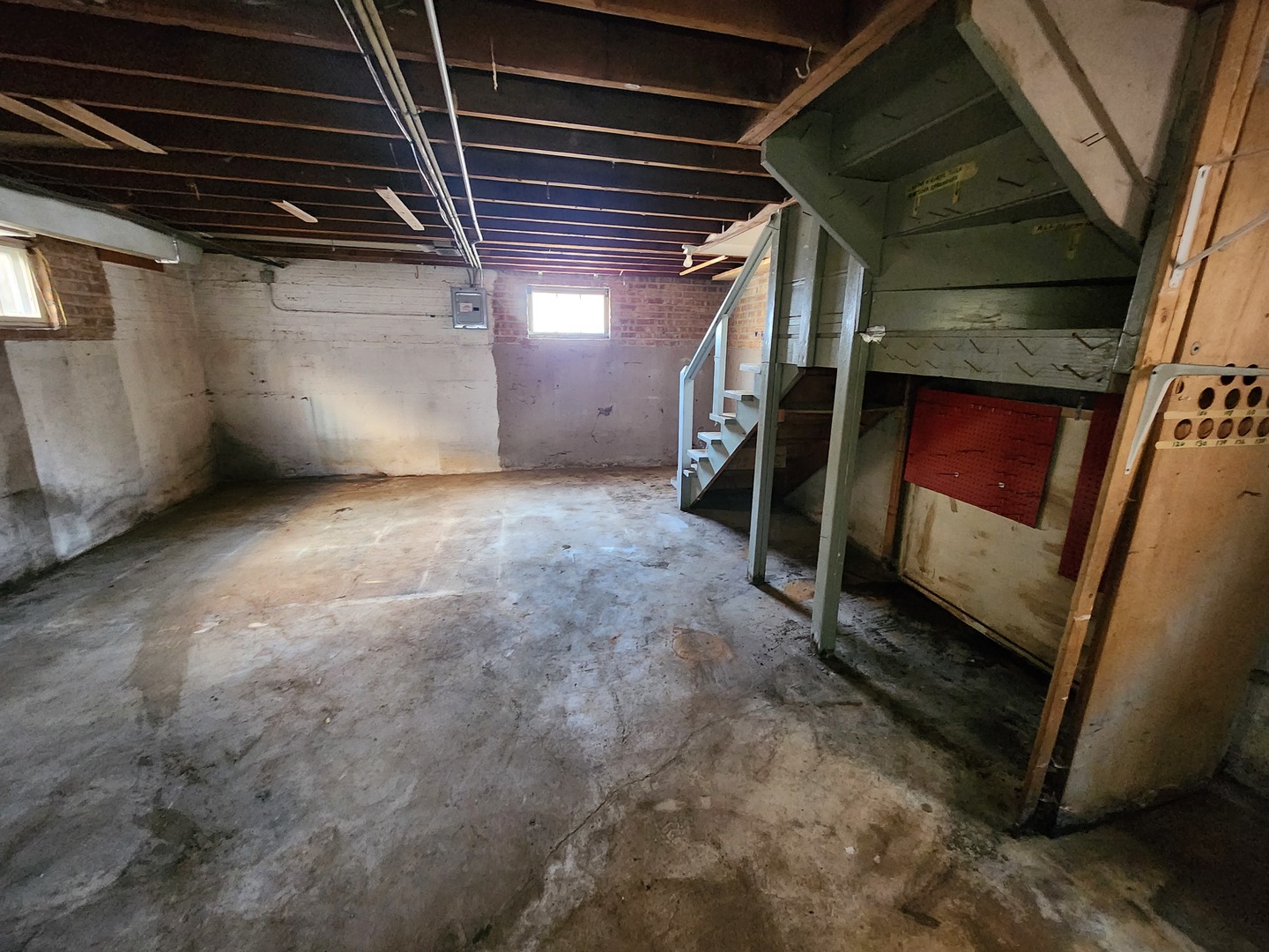 5711 S Mayfield Avenue, Chicago, IL 60638