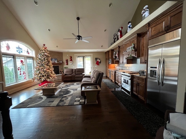 12132 S Harold Avenue, Palos Heights, IL 60463