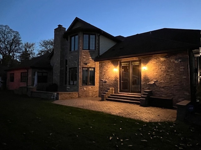 12132 S Harold Avenue, Palos Heights, IL 60463