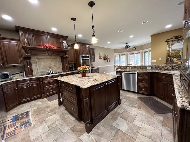 12132 S Harold Avenue, Palos Heights, IL 60463