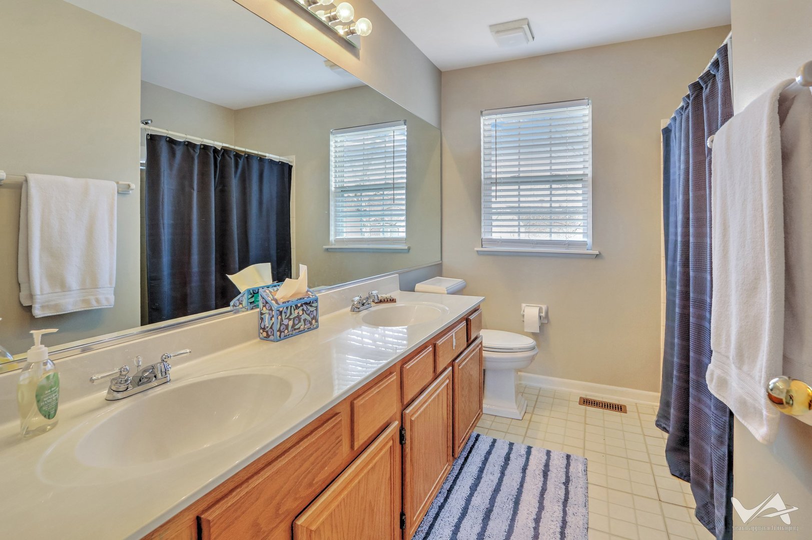 1348 Normandy Lane, Bartlett, IL 60103