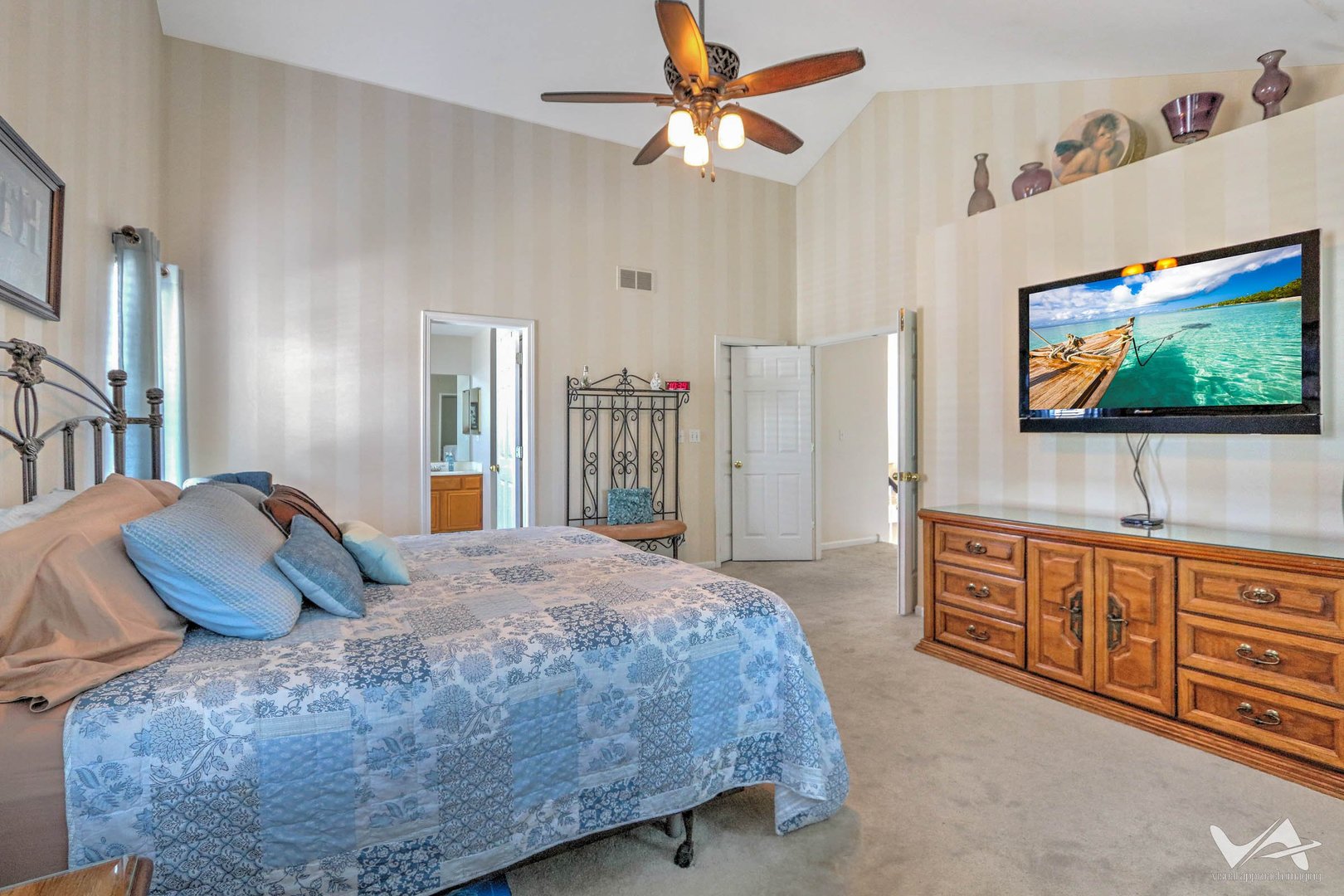 1348 Normandy Lane, Bartlett, IL 60103