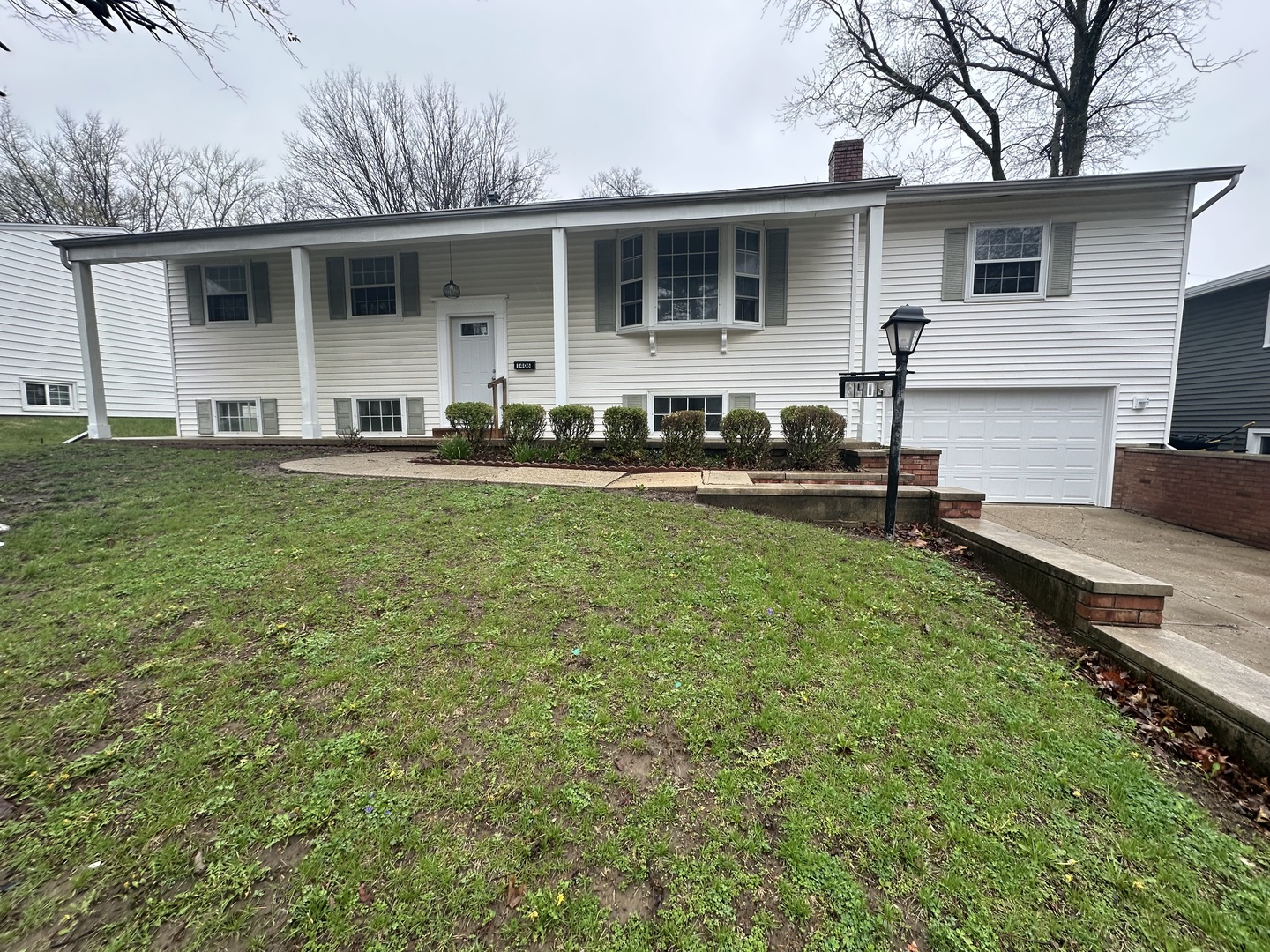 1406 Searle Drive, Normal, IL 61761