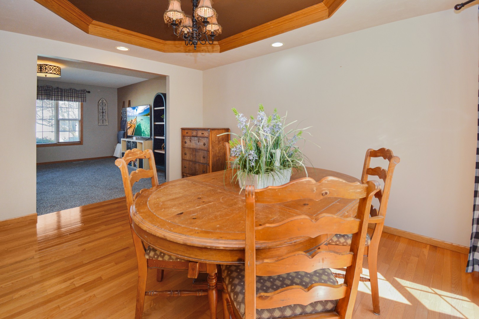 104 Hunter Court, Hudson, IL 61748