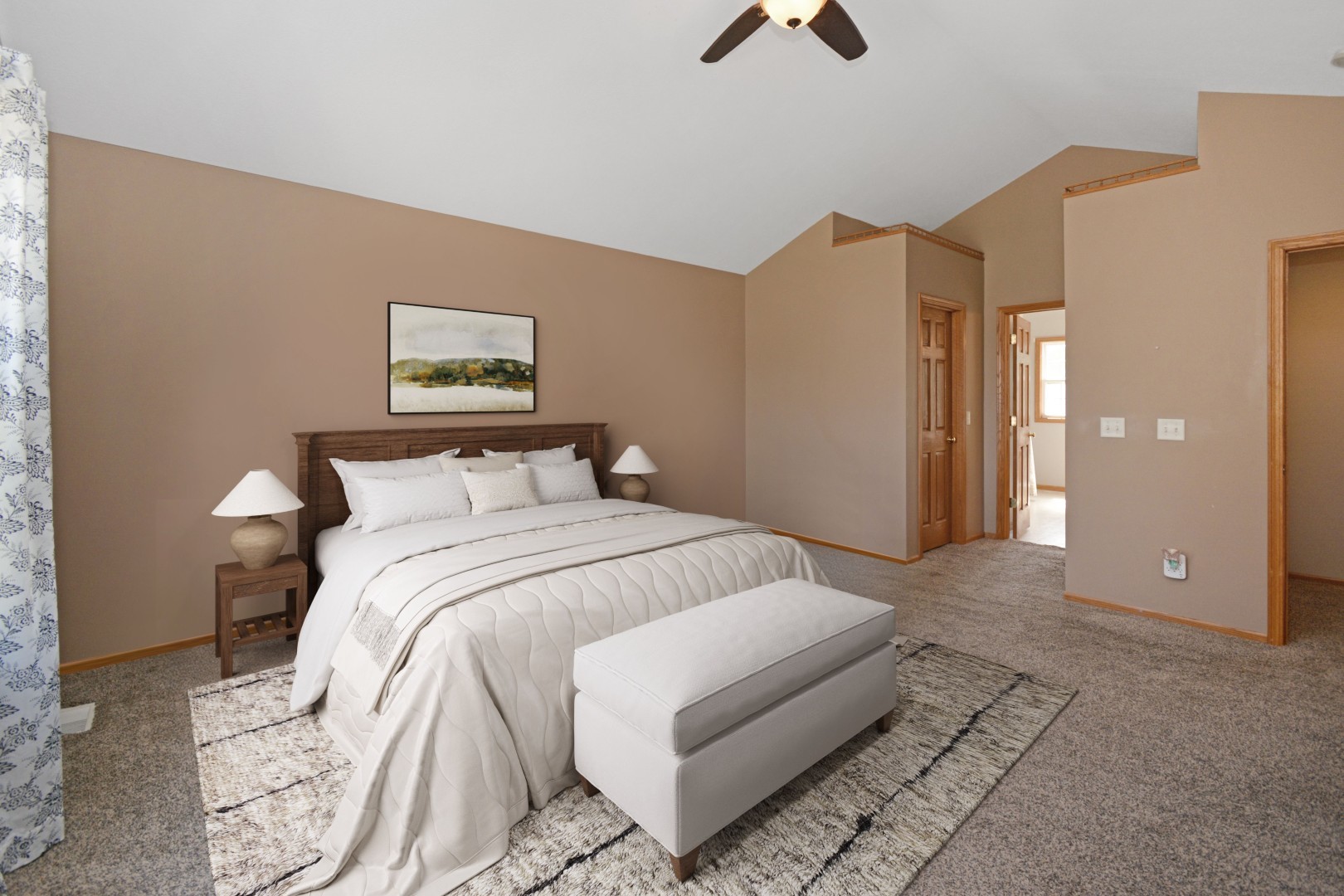 104 Hunter Court, Hudson, IL 61748