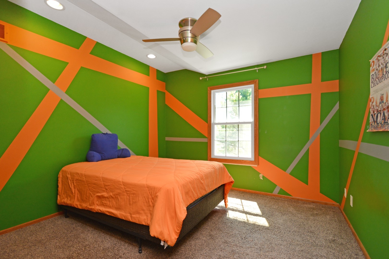 104 Hunter Court, Hudson, IL 61748