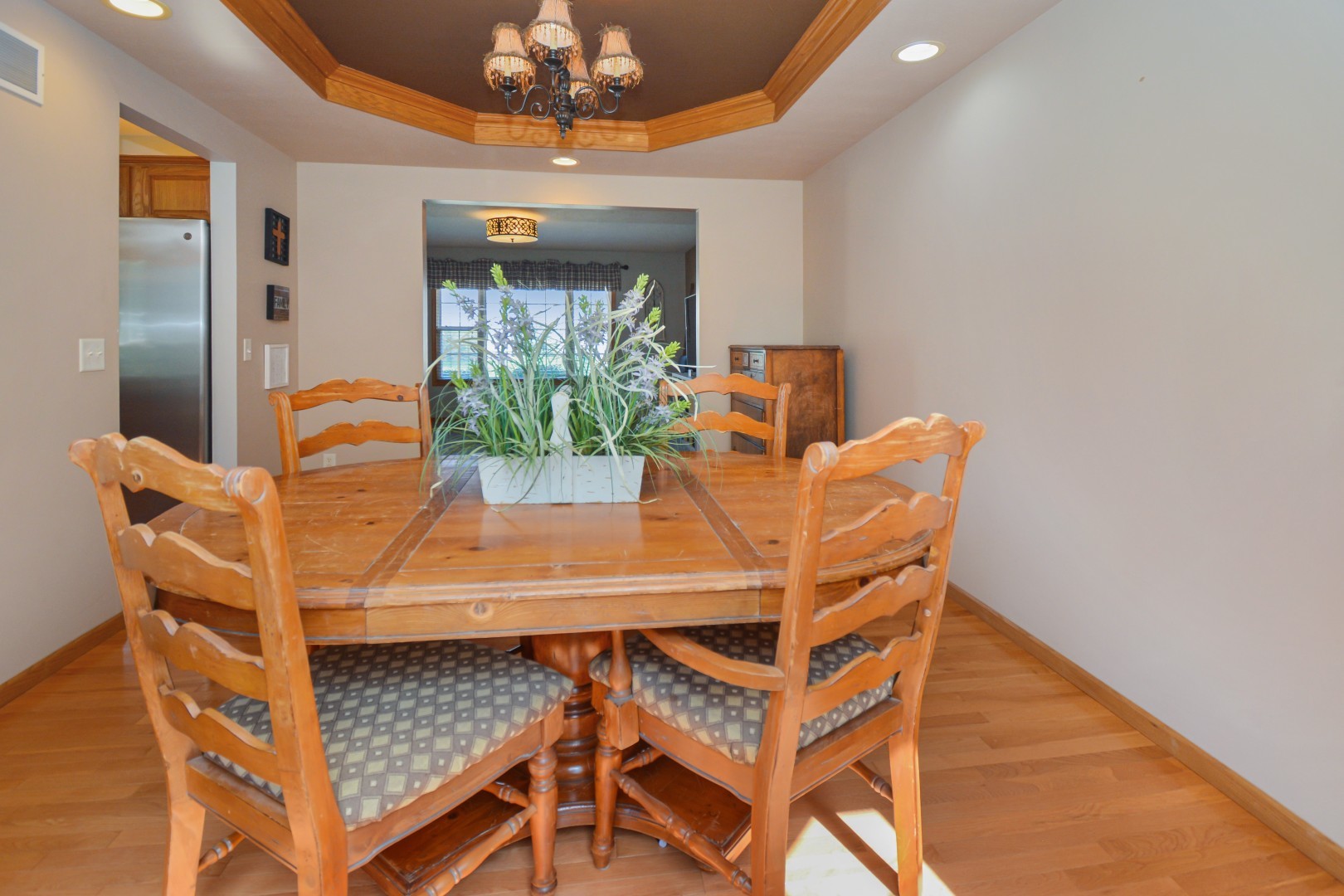 104 Hunter Court, Hudson, IL 61748