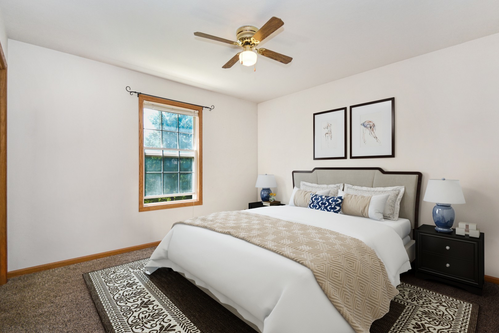 104 Hunter Court, Hudson, IL 61748