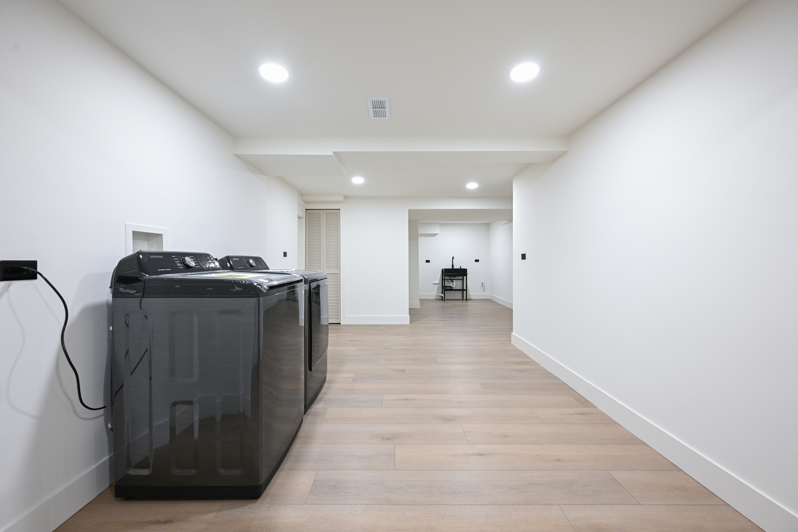 720 N Maple Street, Itasca, IL 60143