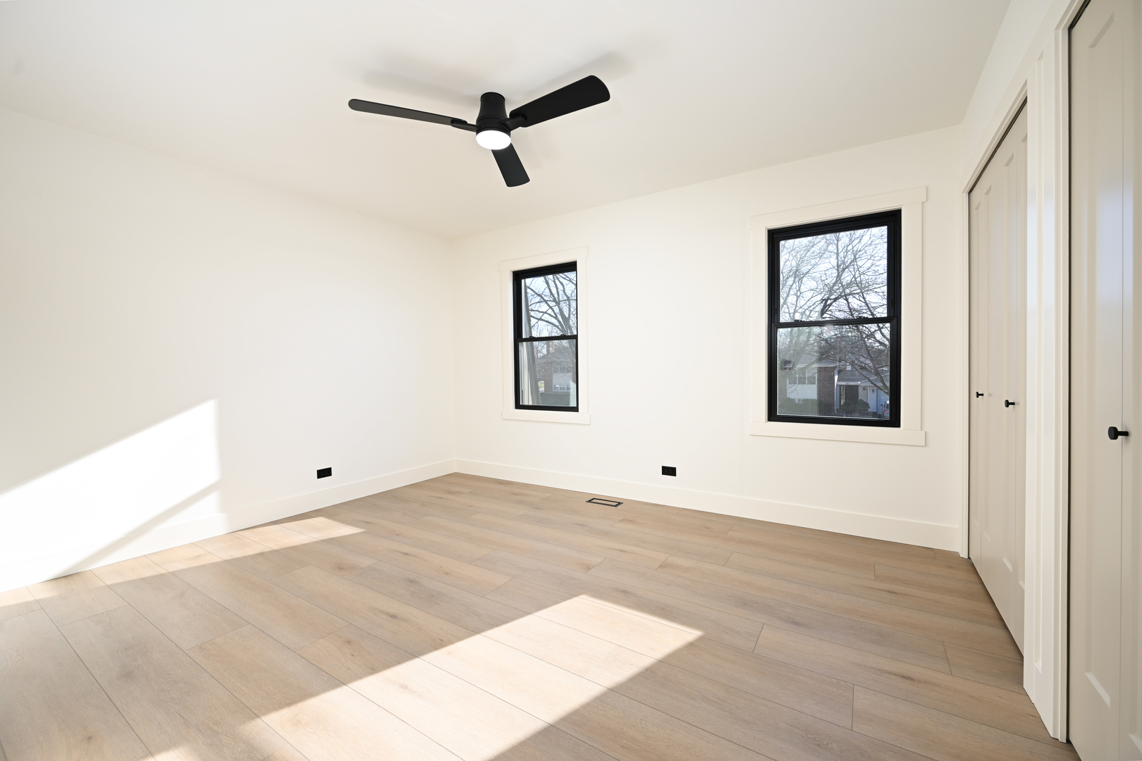 720 N Maple Street, Itasca, IL 60143