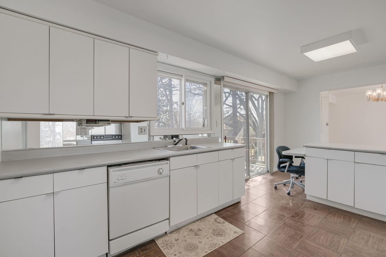 736 Clohesey Drive, Buffalo Grove, IL 60089