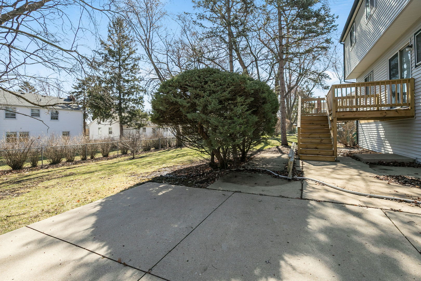 736 Clohesey Drive, Buffalo Grove, IL 60089