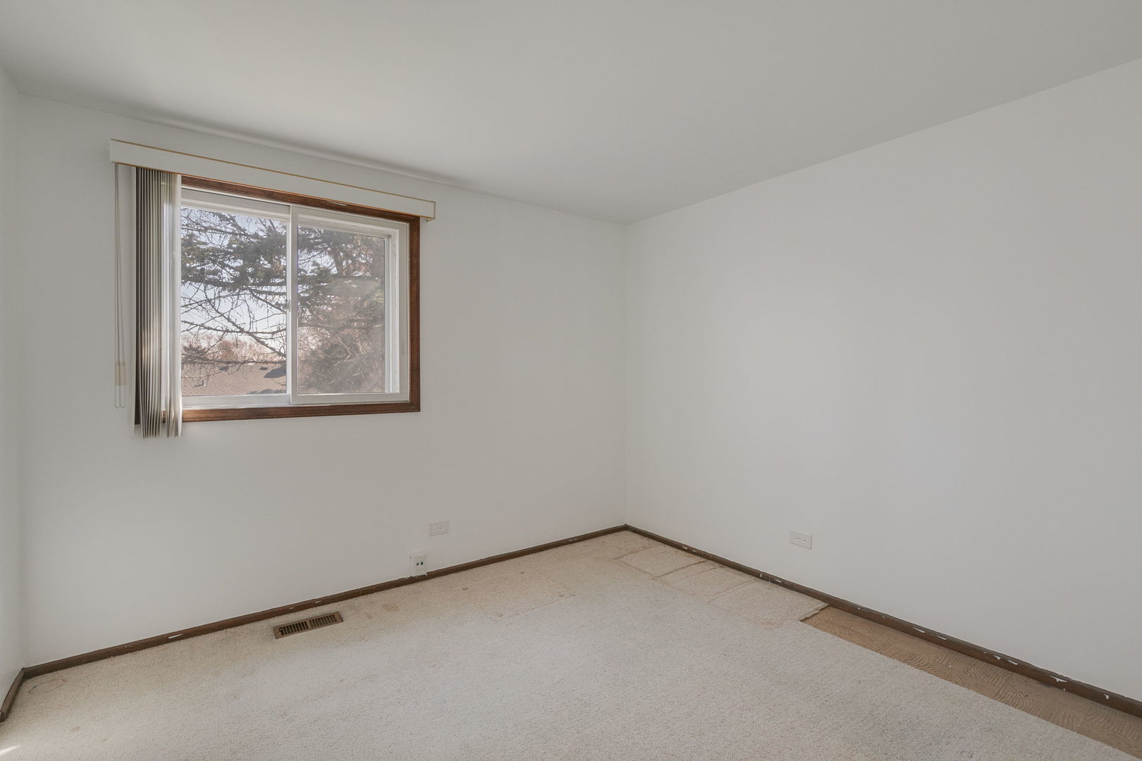 736 Clohesey Drive, Buffalo Grove, IL 60089