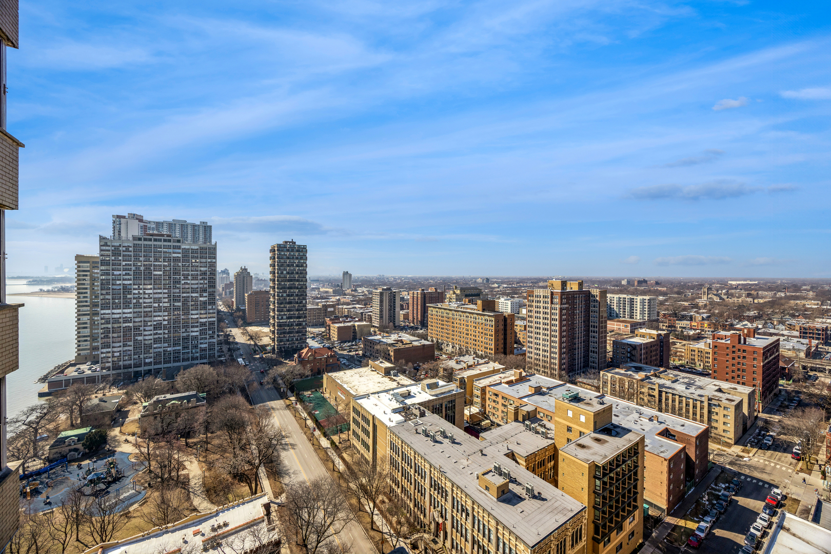 6301 N Sheridan Road #23J, Chicago, IL 60660