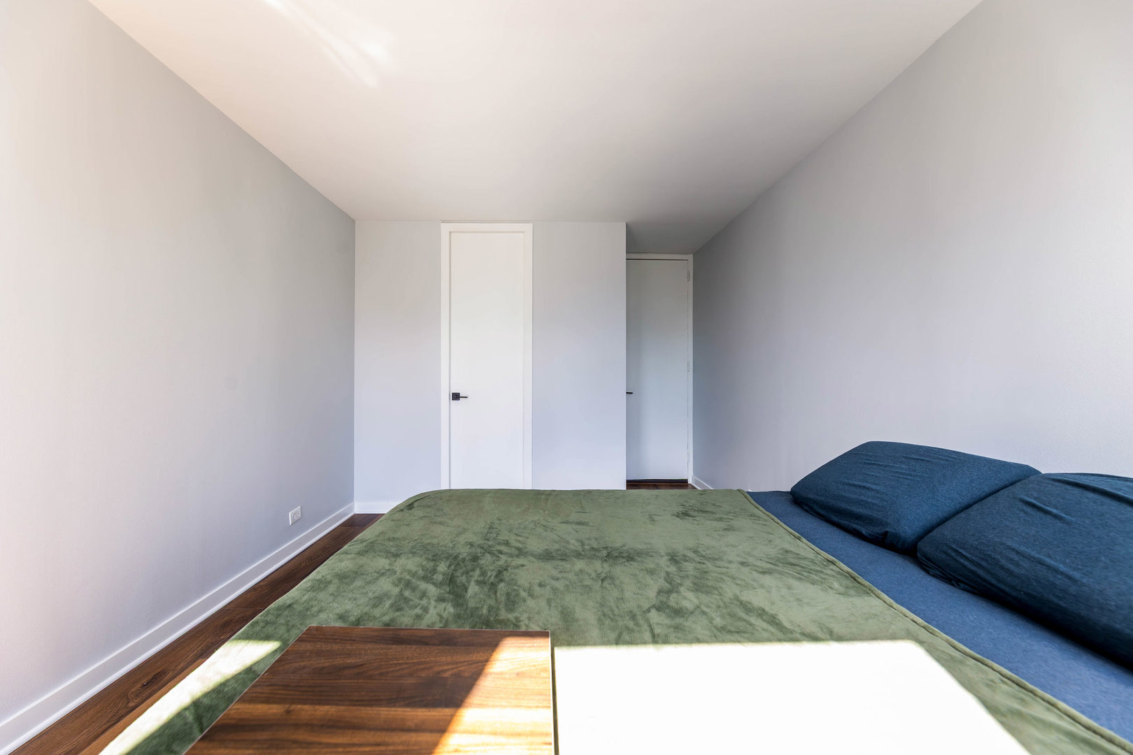 1 E Scott Street #2004, Chicago, IL 60610