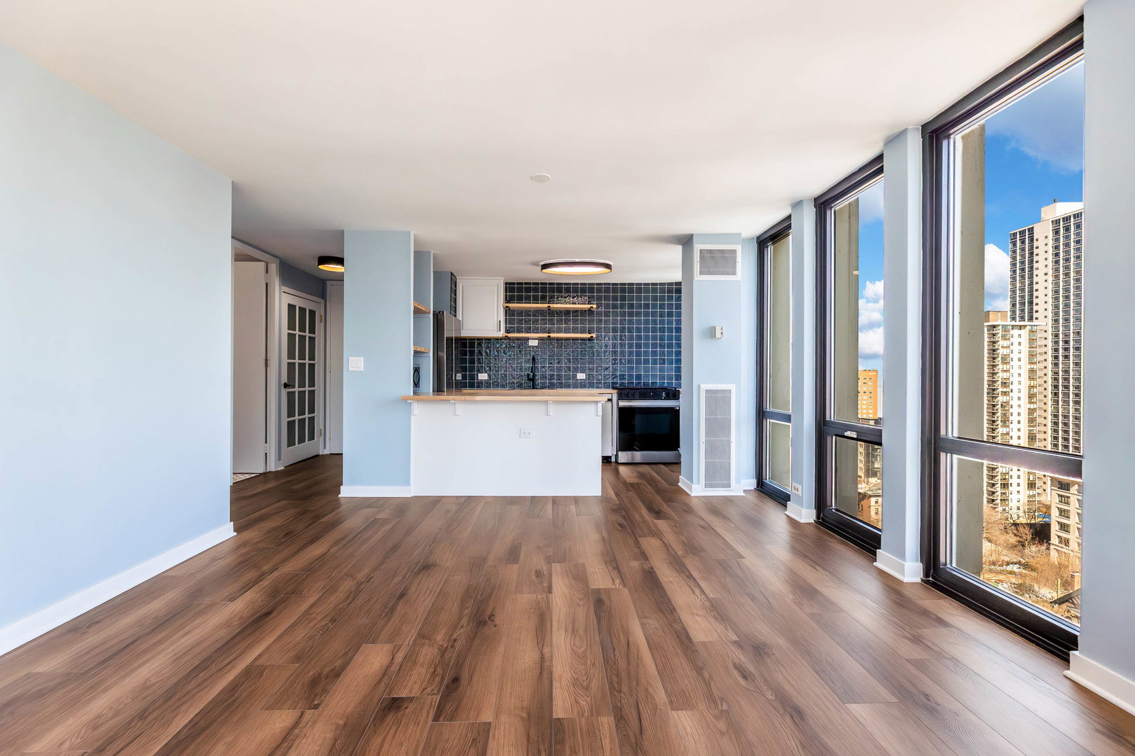 1 E Scott Street #2004, Chicago, IL 60610