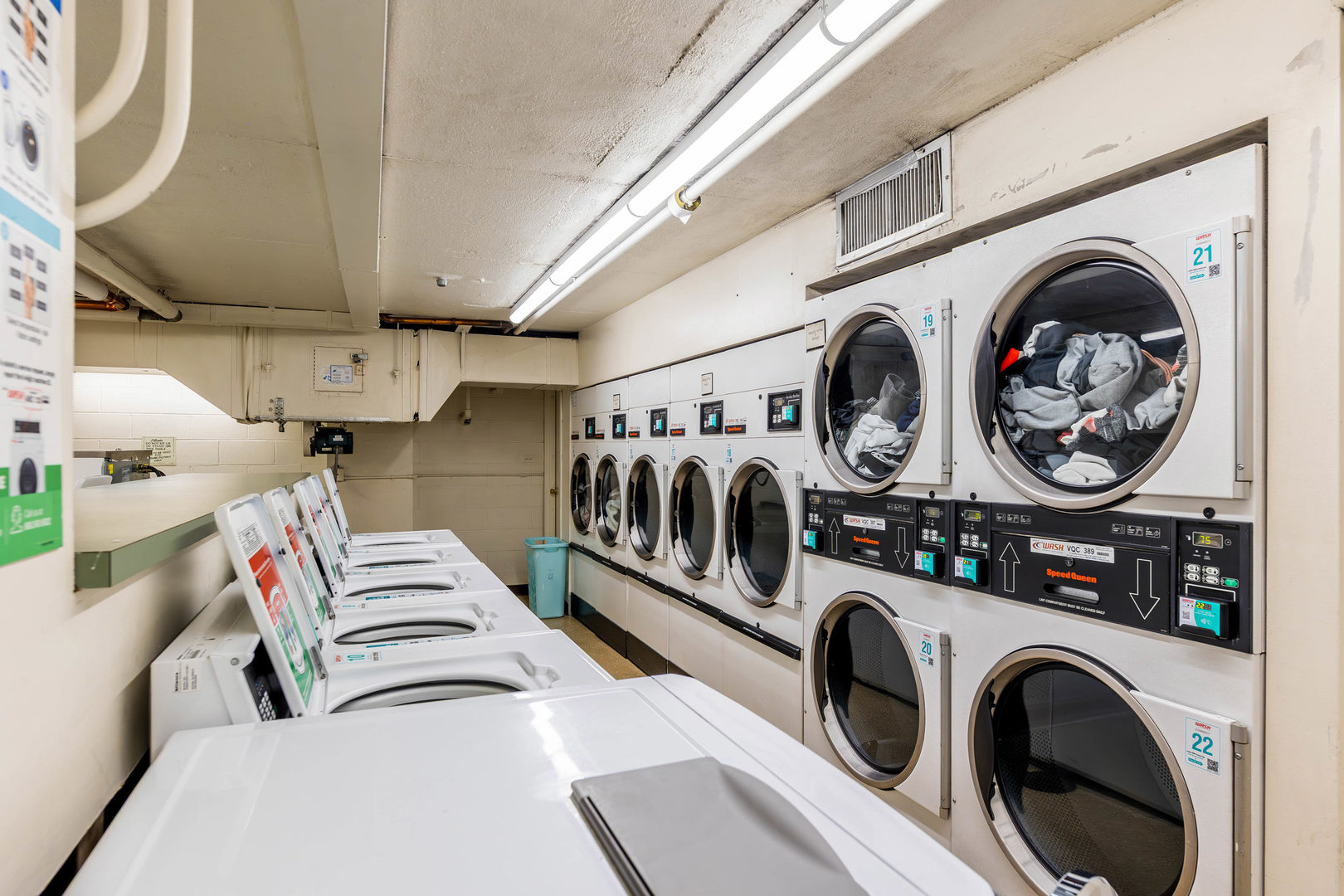 1 E Scott Street #2004, Chicago, IL 60610