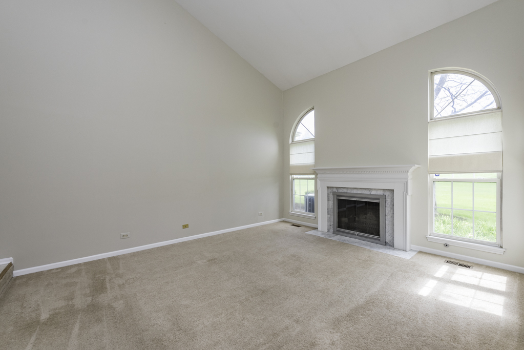 36111 N New Bridge Court, Gurnee, IL 60031