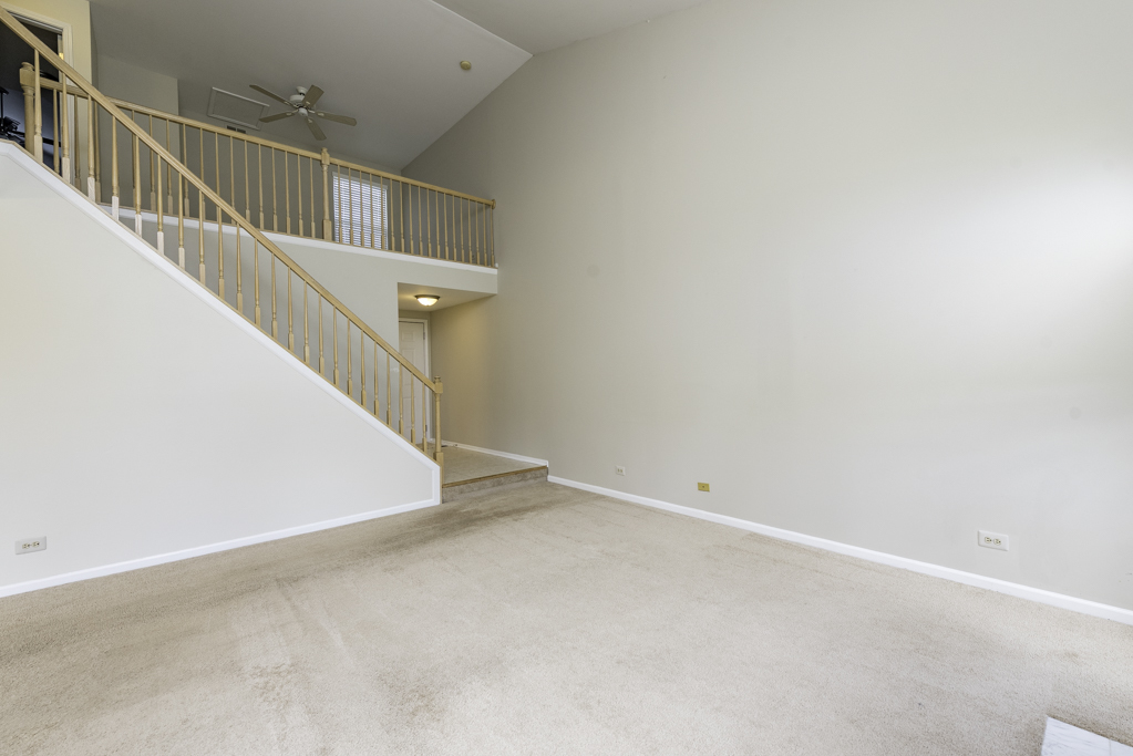 36111 N New Bridge Court, Gurnee, IL 60031