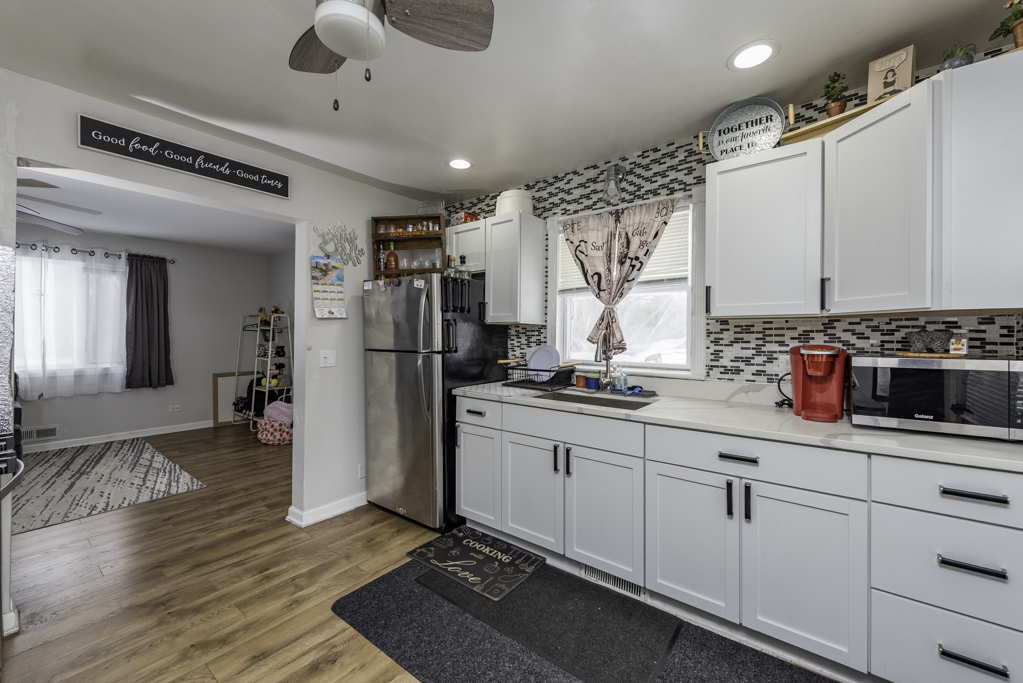 10383 W York House Road, Beach Park, IL 60087