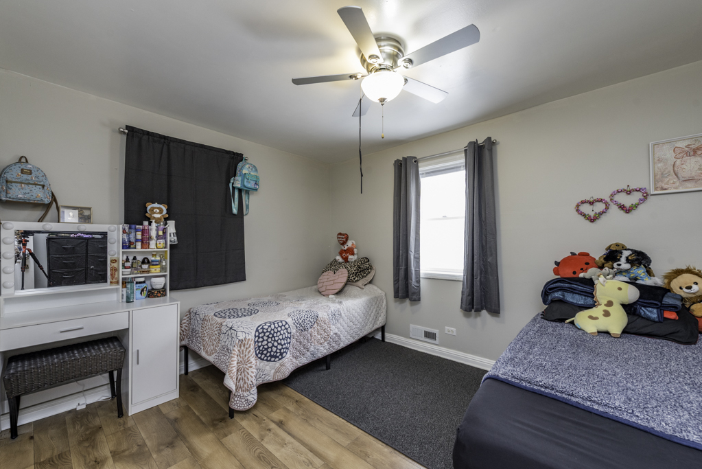 10383 W York House Road, Beach Park, IL 60087