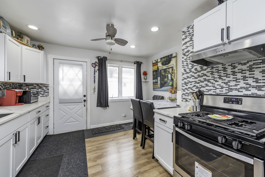 10383 W York House Road, Beach Park, IL 60087