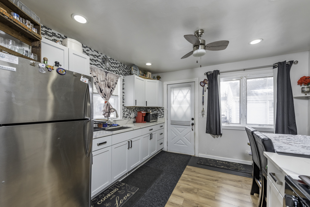 10383 W York House Road, Beach Park, IL 60087