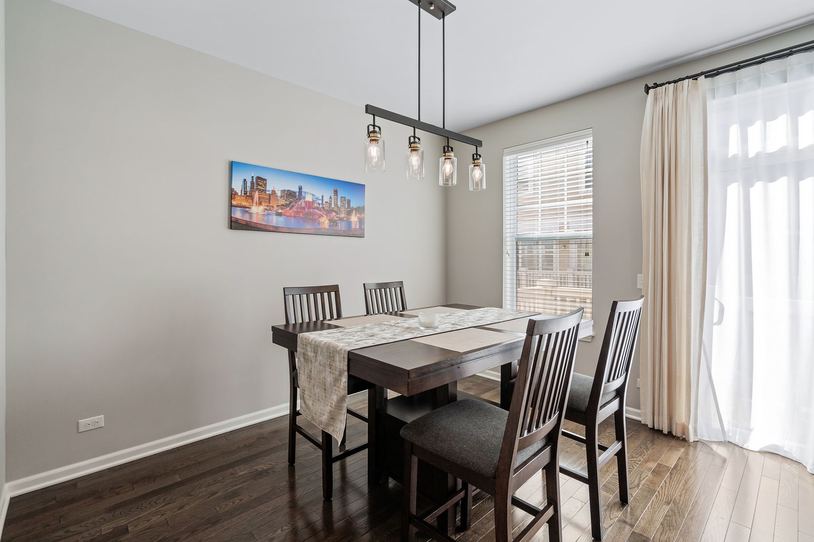 830 Center Street, Des Plaines, IL 60016