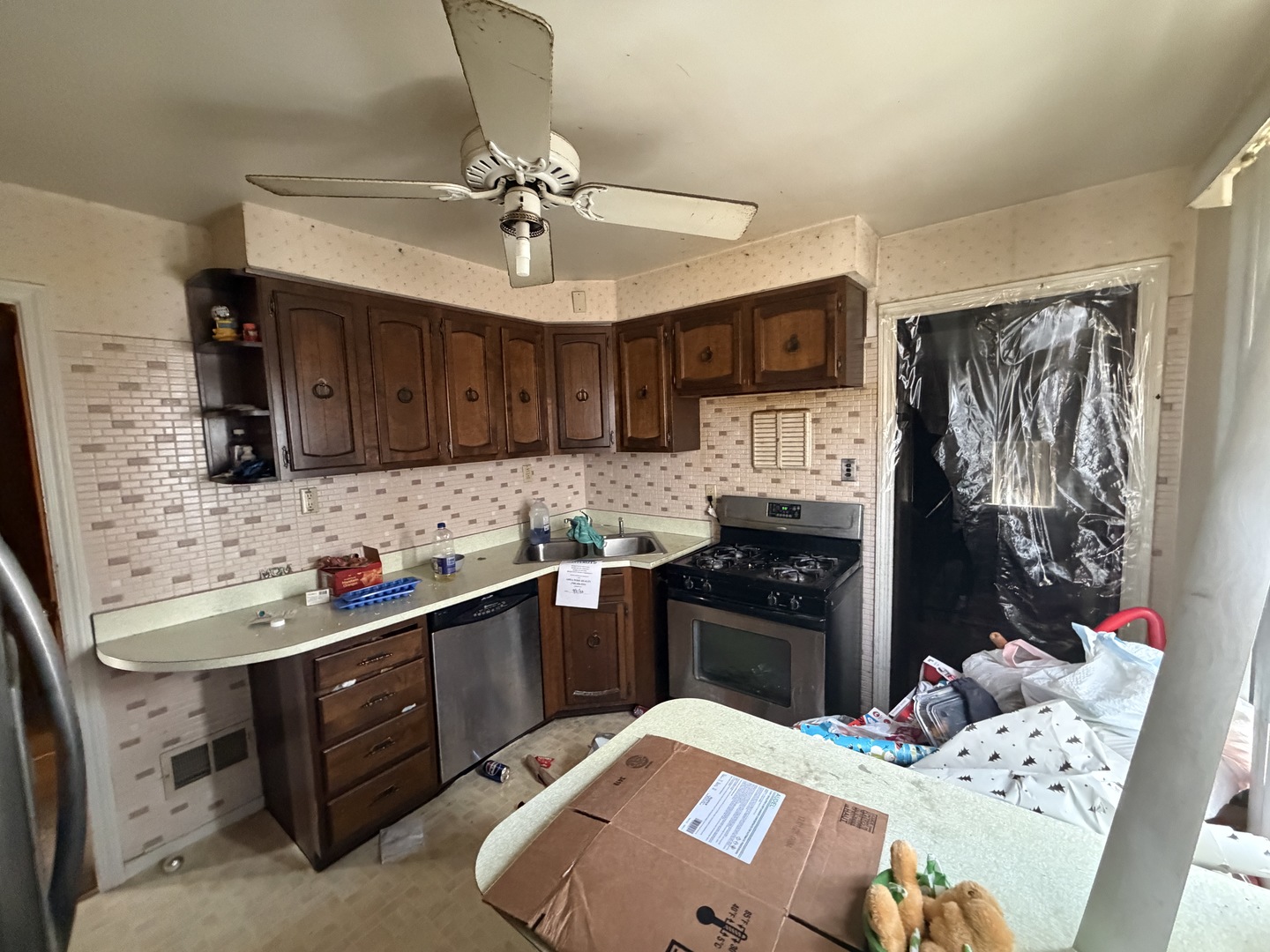 1568 Wentworth Avenue, Calumet City, IL 60409