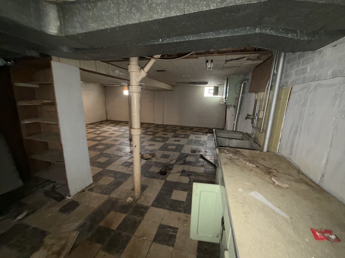 1568 Wentworth Avenue, Calumet City, IL 60409