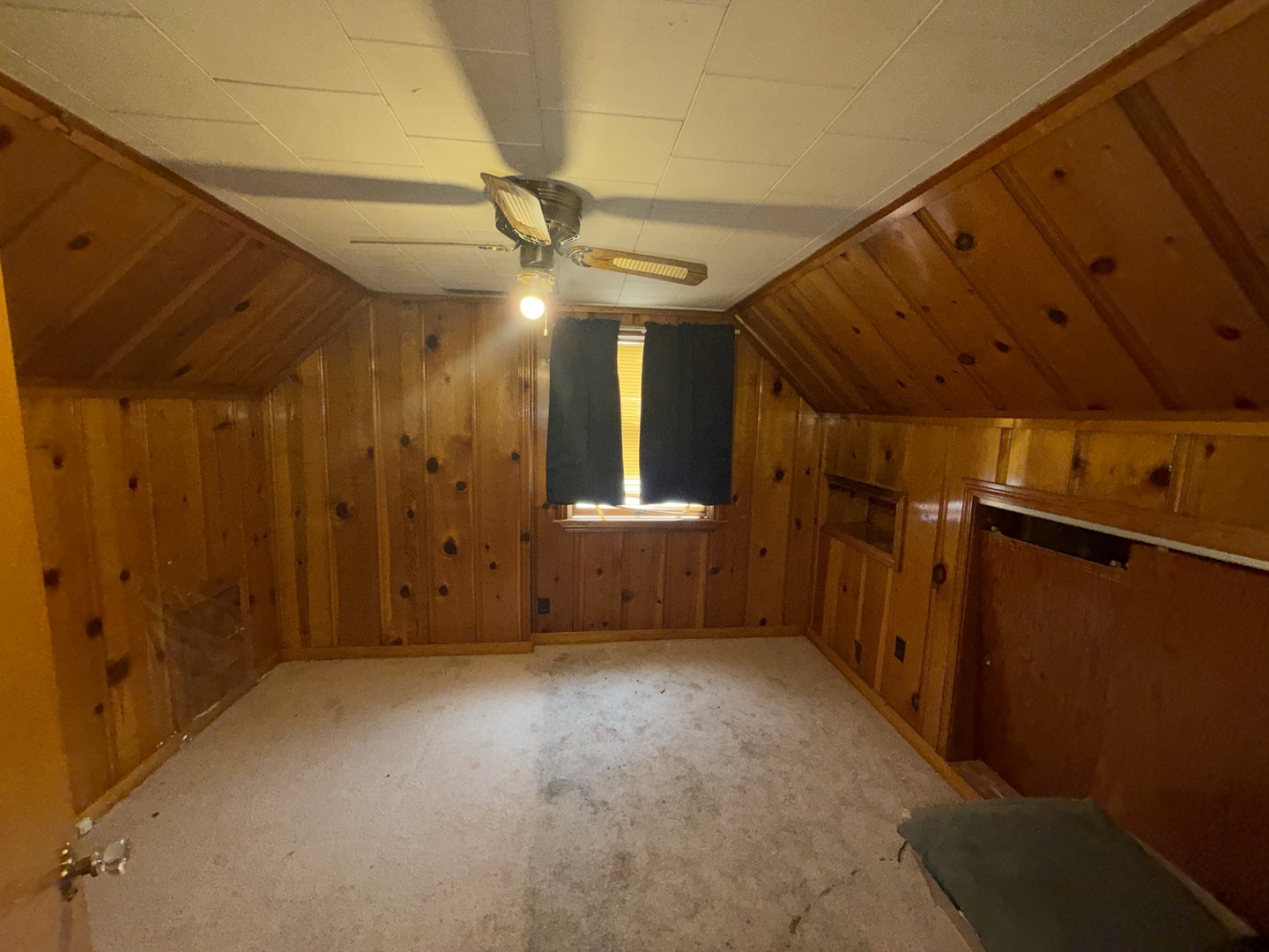 1568 Wentworth Avenue, Calumet City, IL 60409