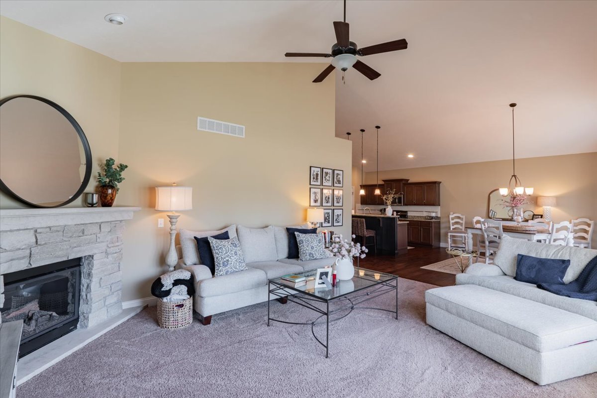 2020 Escalade Road, Bloomington, IL 61705