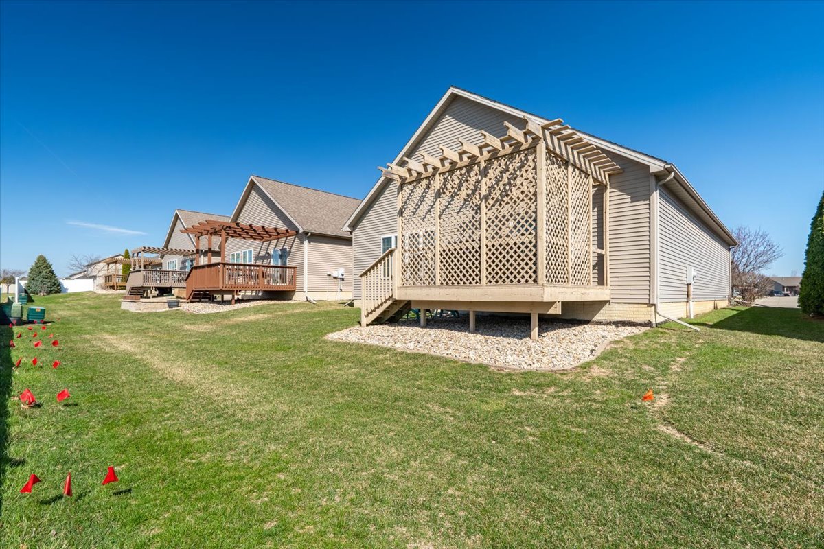 2020 Escalade Road, Bloomington, IL 61705