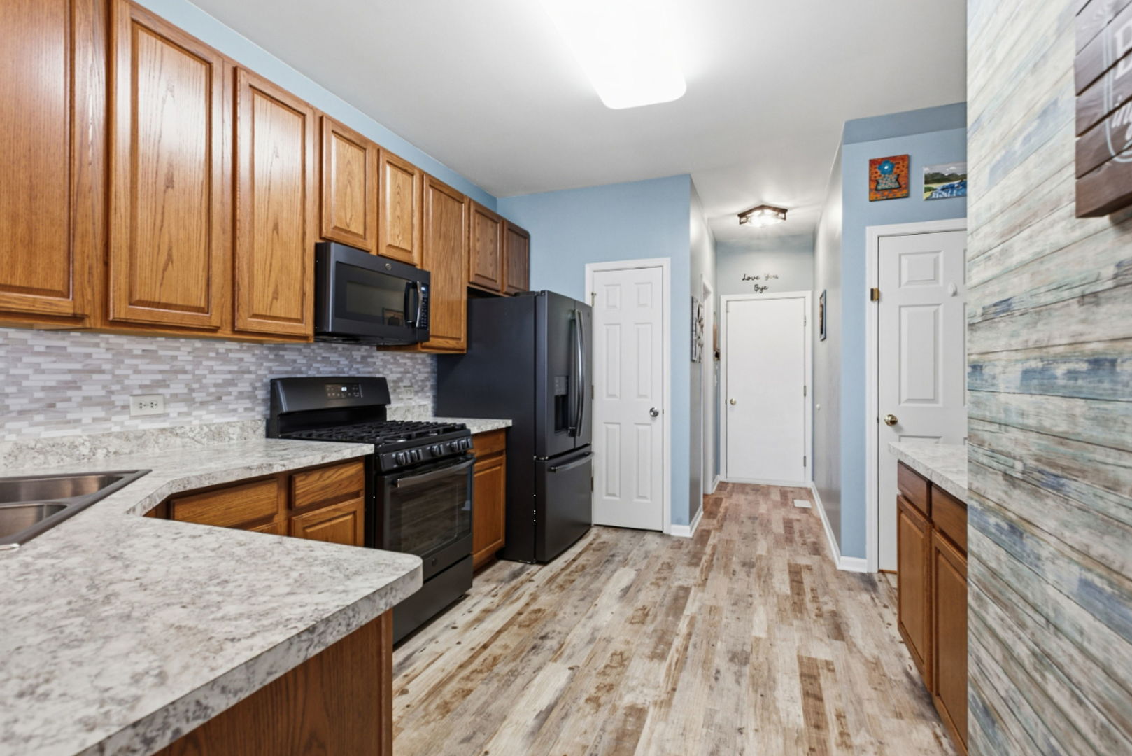 136 Durango Drive, Gilberts, IL 60136