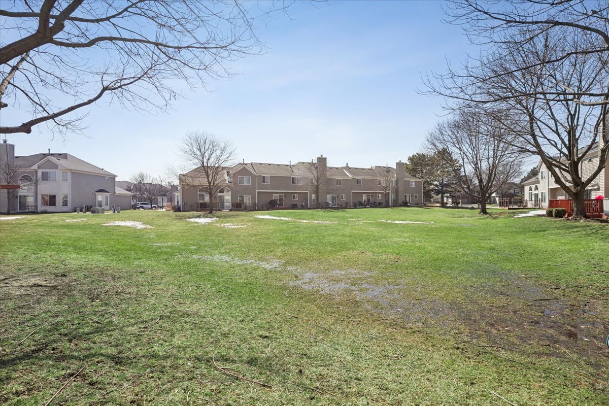 6763 Roanoake Court, Gurnee, IL 60031