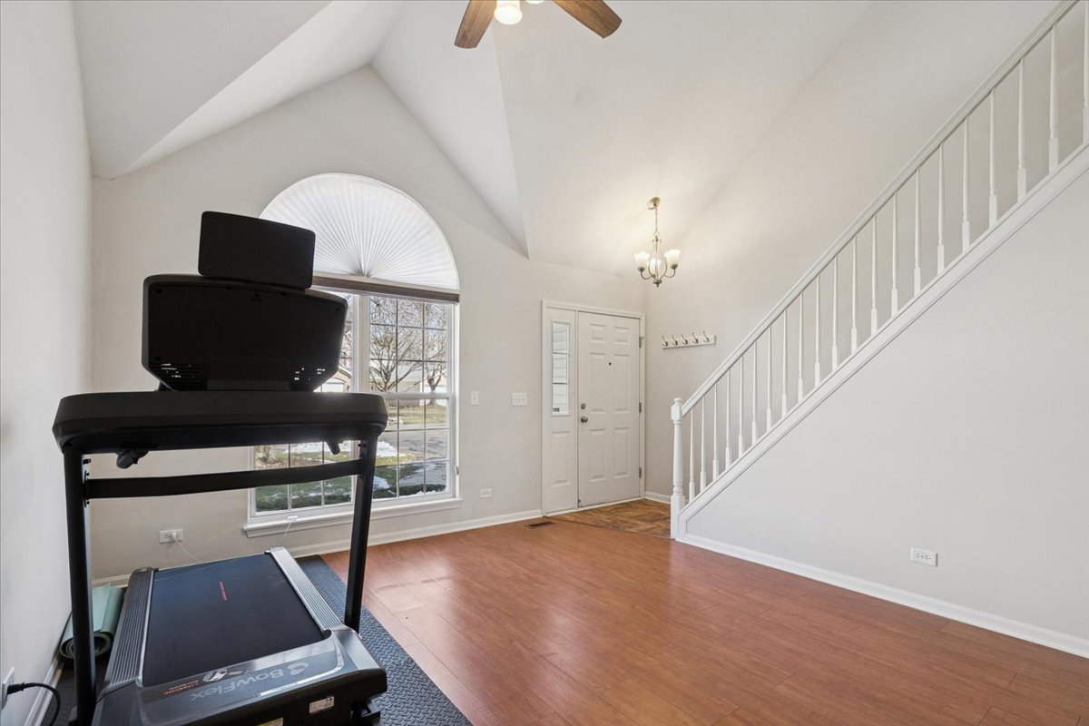 6763 Roanoake Court, Gurnee, IL 60031