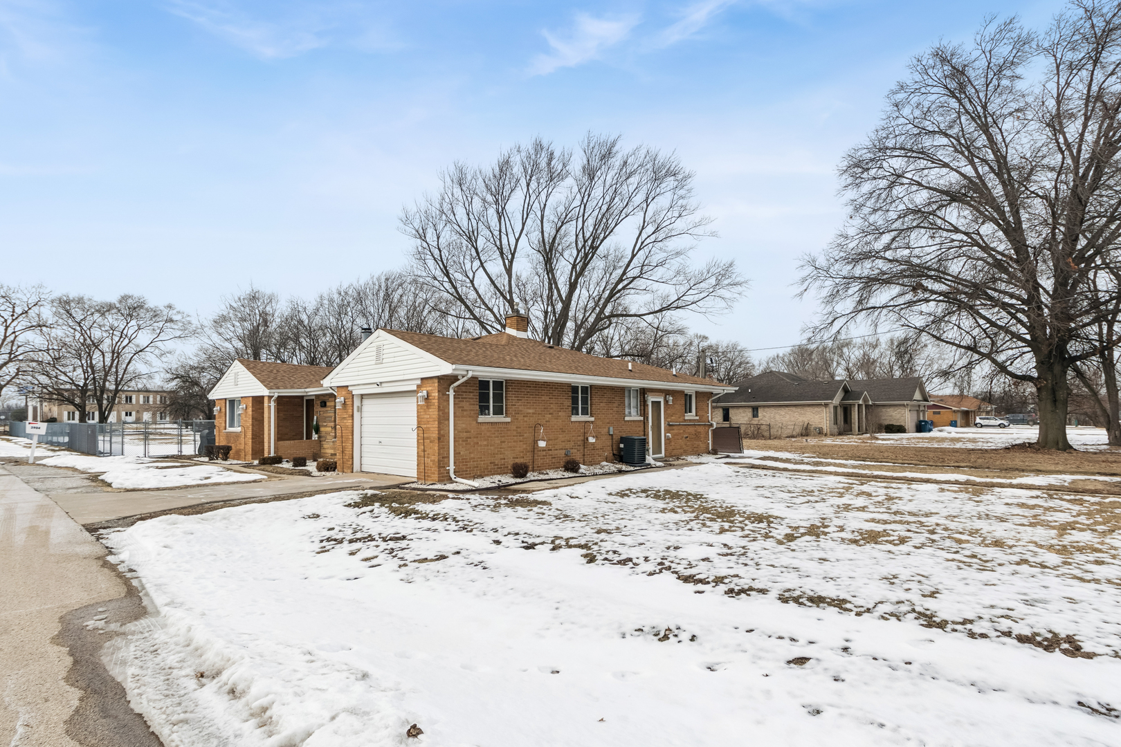 3904 W 137th Street, Crestwood, IL 60418