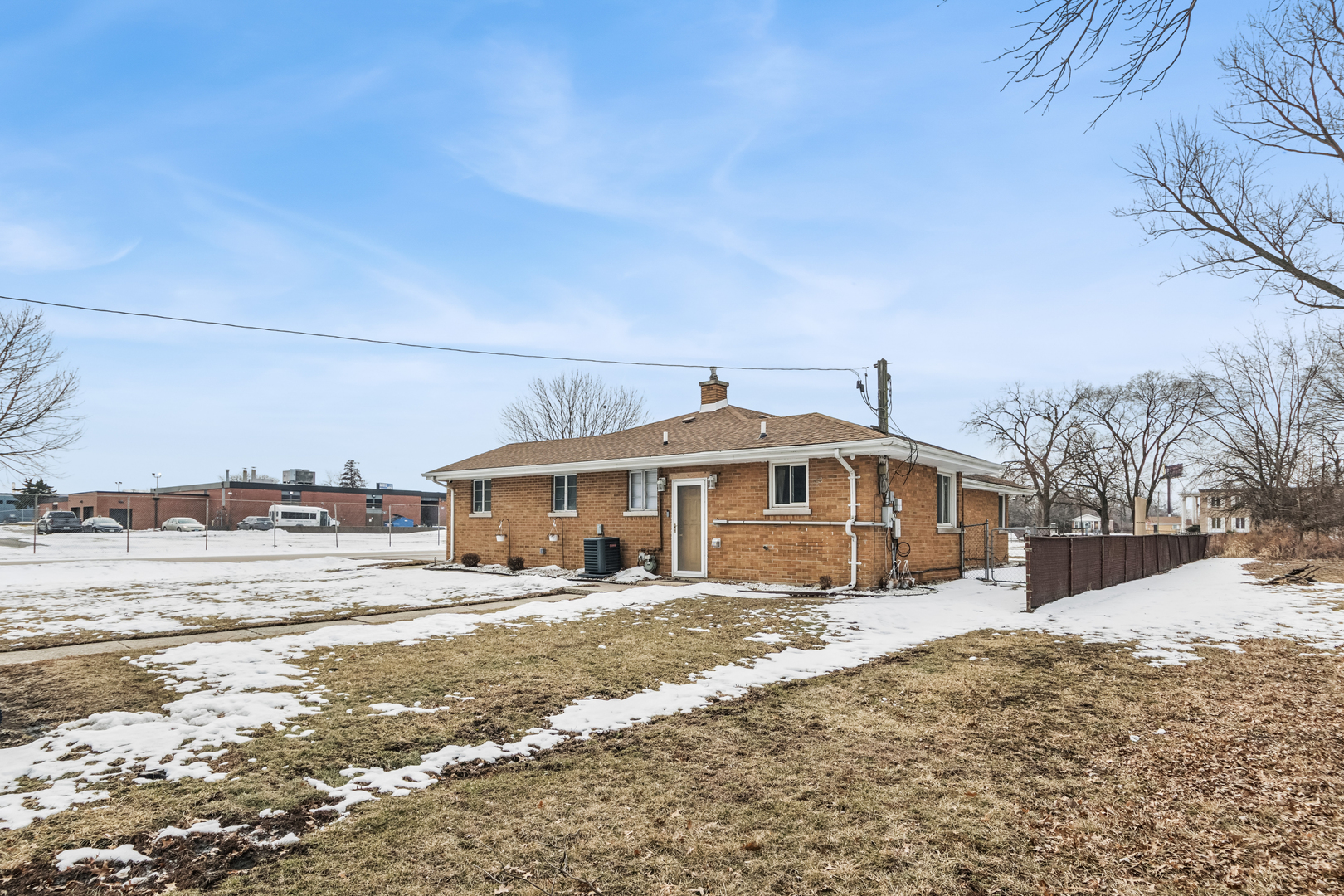 3904 W 137th Street, Crestwood, IL 60418