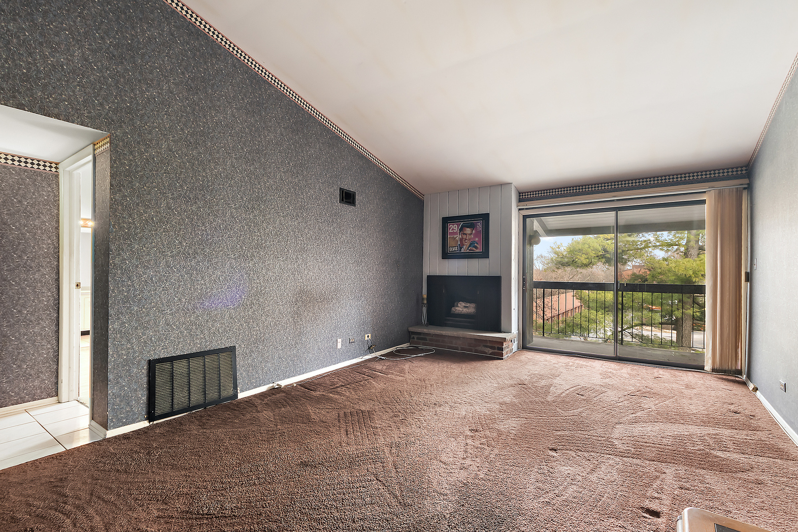 14501 Central Court #PH3, Oak Forest, IL 60452