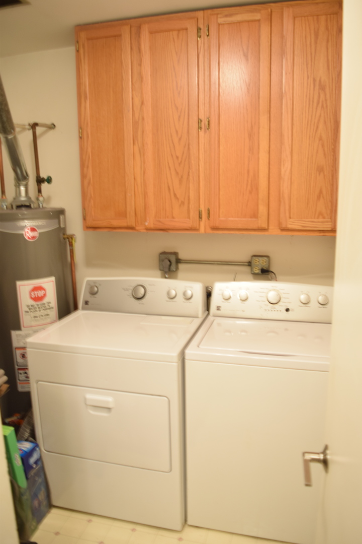 247 Nantucket Harbor #247, Schaumburg, IL 60193