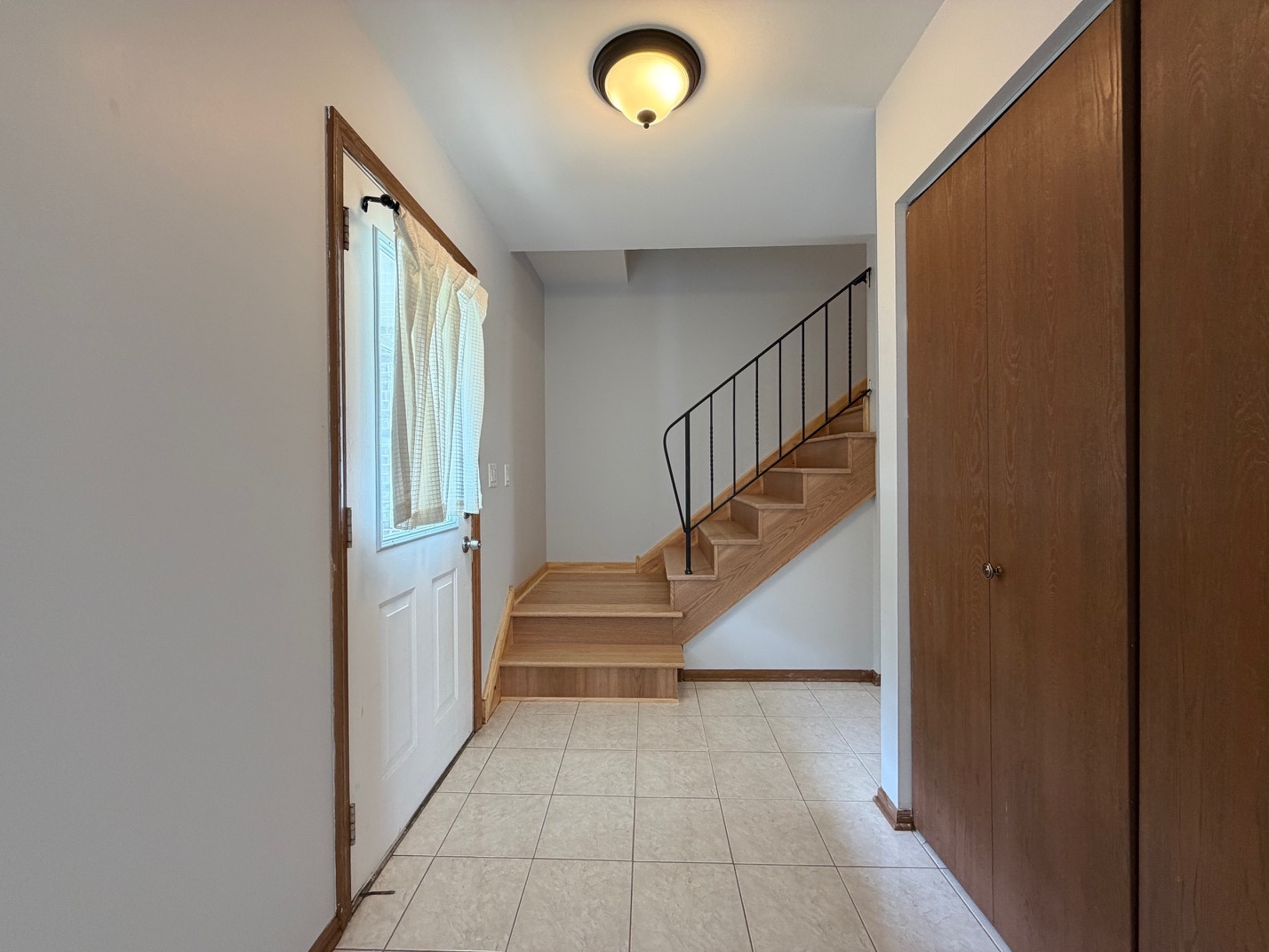 1724 Hall Place, Downers Grove, IL 60516