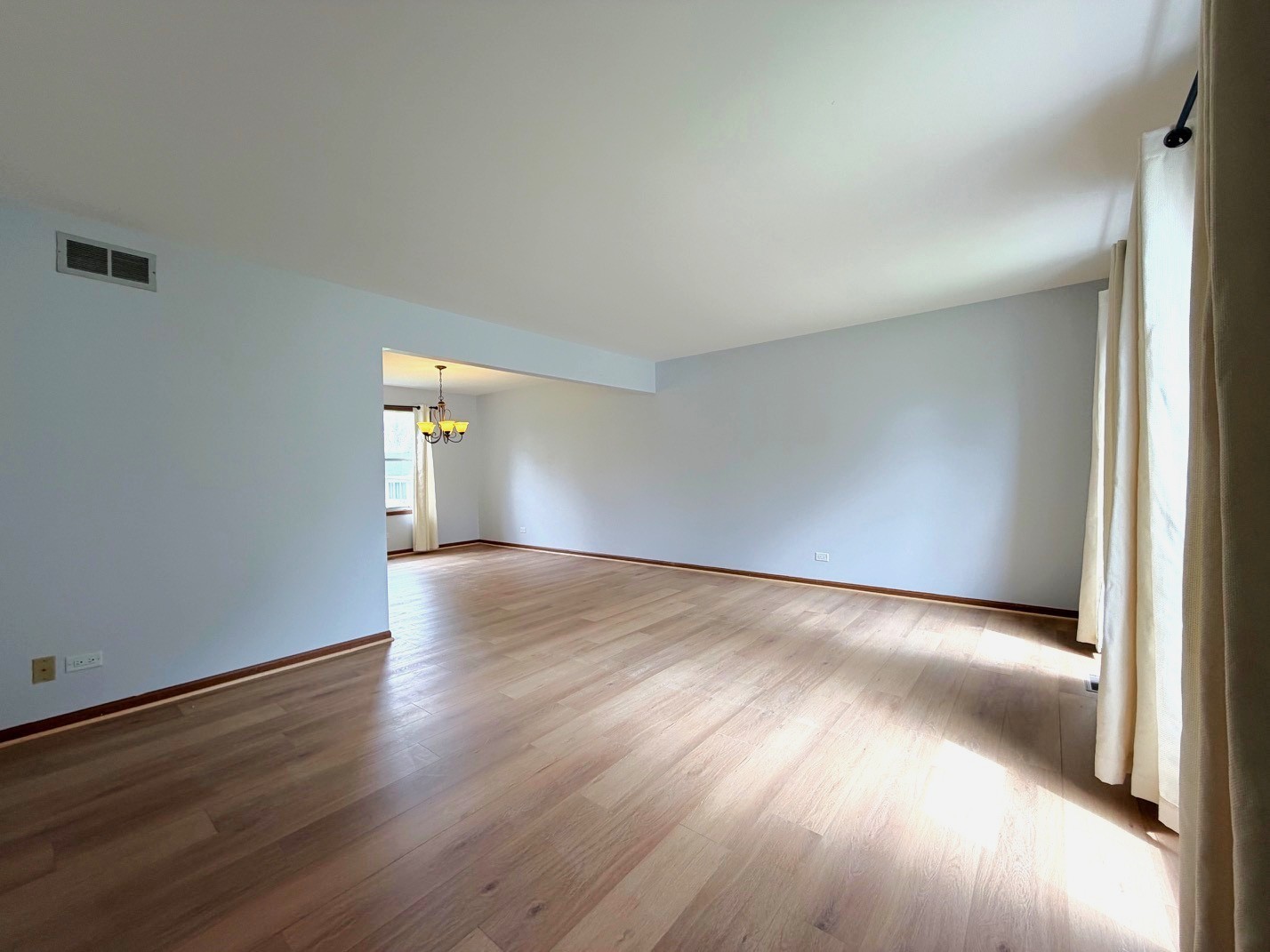 1724 Hall Place, Downers Grove, IL 60516